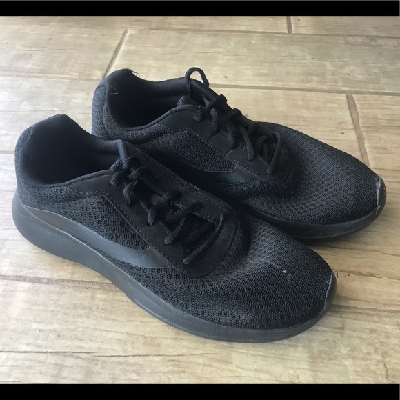 athletic works shoes memory foam